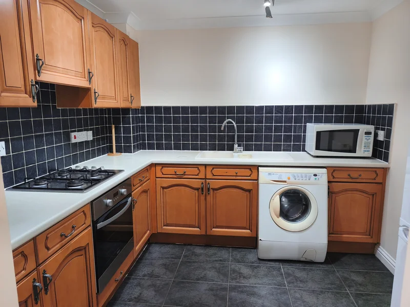 Professional end of tenancy cleaning Haywards Heath move out service with deposit back guarantee